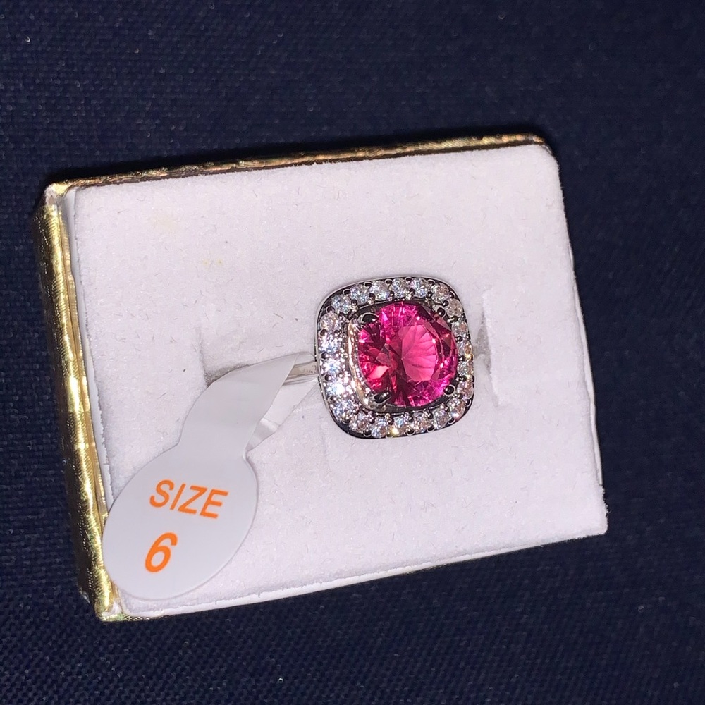 Pink stones ring